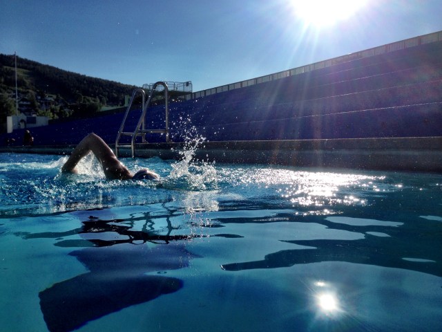 Utesvøm på Drammensbadet